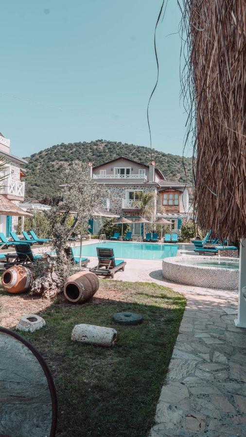Orino Suites Cedit Exterior foto